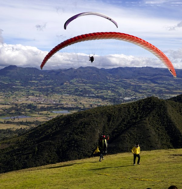 Découverte du parapente avec epvl : ecole de parapente à loudenvielle / pyrénées
